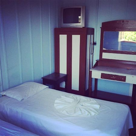 Nhundiaquara Hotel E Restaurante Моретис Стая снимка